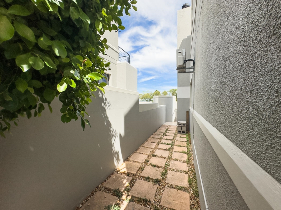 3 Bedroom Property for Sale in Plattekloof Western Cape